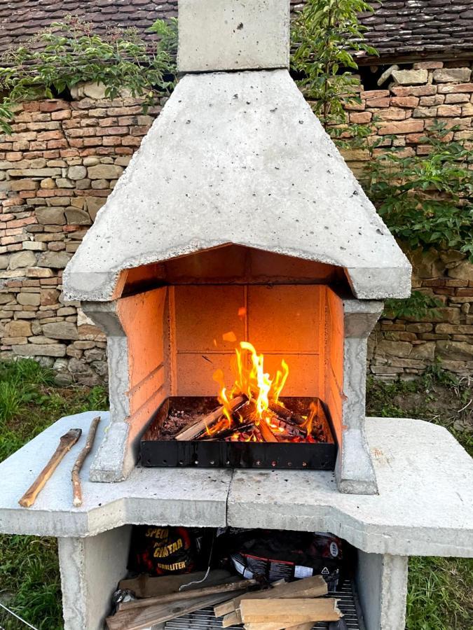 Barcut Chalet Giuel מראה חיצוני תמונה