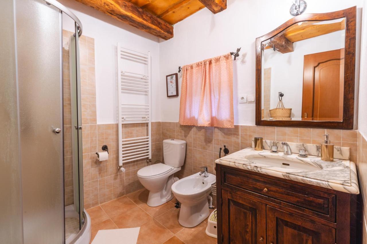 Barcut Chalet Giuel מראה חיצוני תמונה